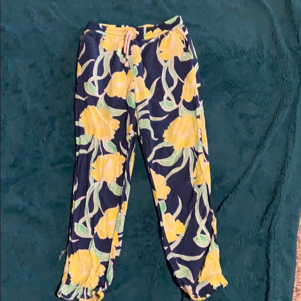 Girls fashion pants